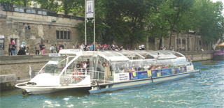 Bateau croisière sur la Seine : les trimarans et catamarans
